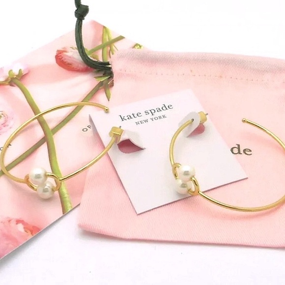 KATE SPADE • Nouveau Pearl Large Hoop Earrings - Picture 5 of 6
